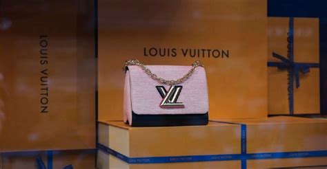 qual e la borsa più economica di louis vuitton|Tutte pazze per Louis Vuitton. Ecco le 6 .